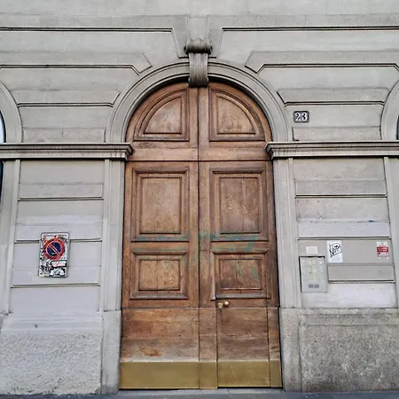 Design And Comfort In The Heart Of * Milan